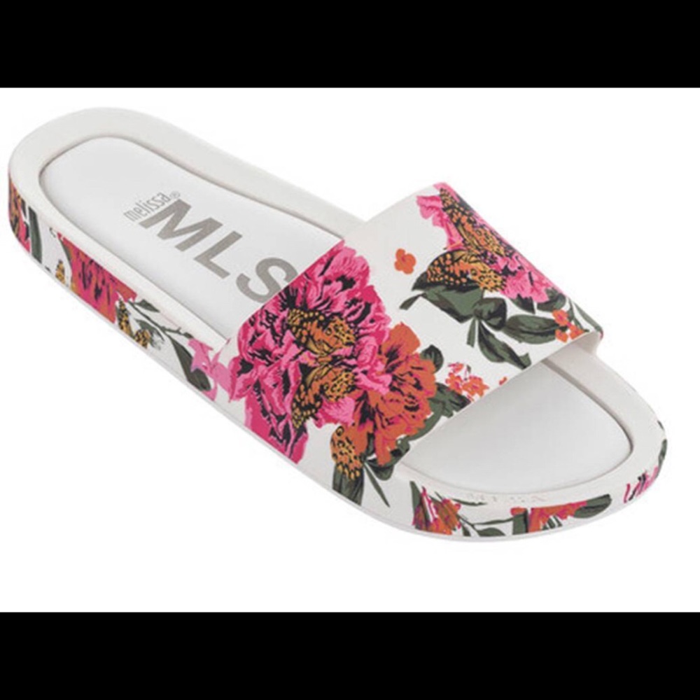 MELISSA BEACH SLIDES WOMEN SIZE 9